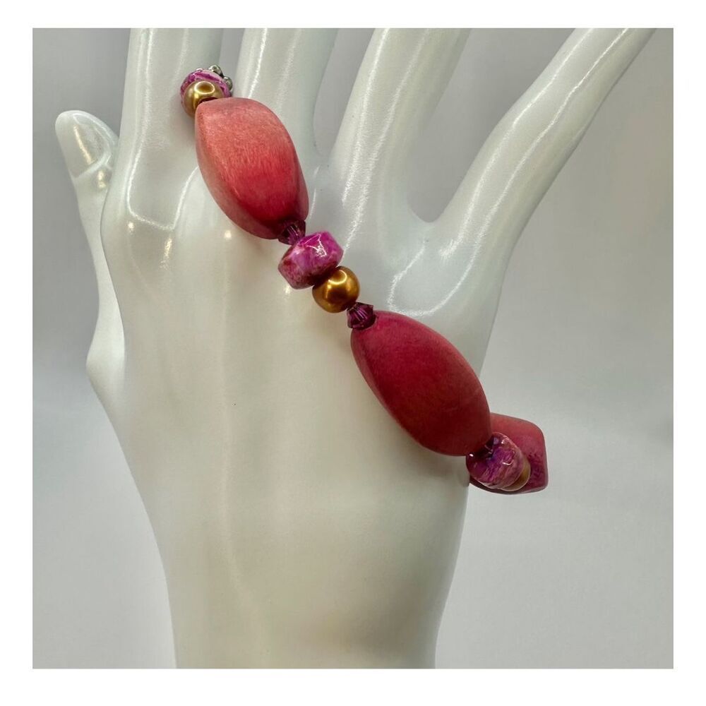 Pink beaded bracelet - Picture 6 of 10